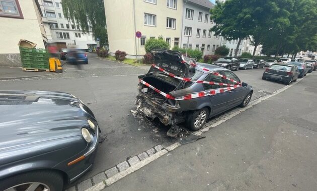 BrandstiftungPKW.jpg