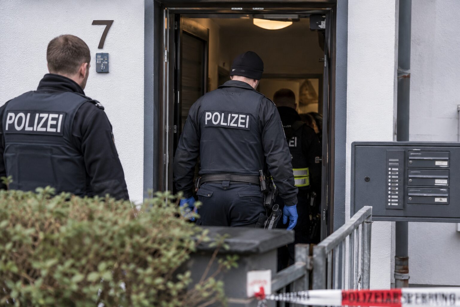 Polizei Tür